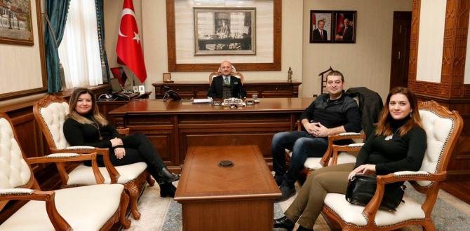 DENİZLİLİ İŞ ADAMI MAHMUT PEHLİVAN’DAN VALİMİZE ZİYARET