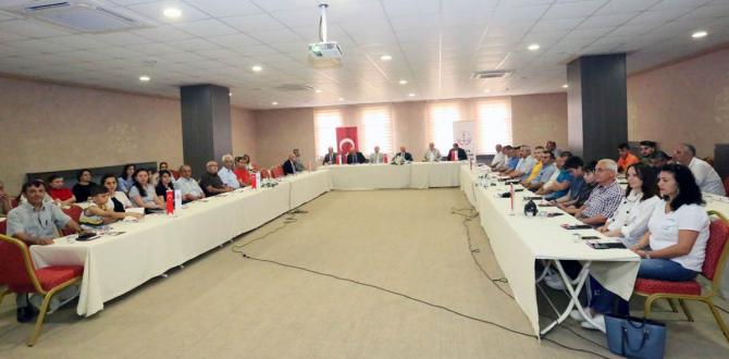 MİLLİ EĞİTİM İL DANIŞMA KURULU TOPLANTISI İLE 2017-2018 EĞİTİM-ÖĞRETİM YILI HAKKINDA DEĞERLENDİRMELERDE BULUNULDU