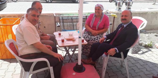 ELLİBEŞ EVLER MAHALLESİ SAKİNLERİ İLE SOHBET EDEN VALİMİZ HÂL VE HATIRLARINI SORARAK İHTİYAÇLARINI DİNLEDİ