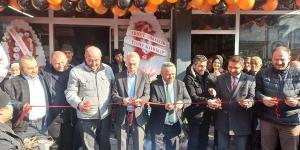 İşyeri sahipleri Selman ve Hakan Çiftçi hemşehrilerimize bol ve bereketli kazançlar diliyoruz.