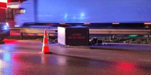 Amasya’nın Merzifon ilçesinde otomobilin çarptığı yaya olay yerinde yerinde hayatını kaybetti.