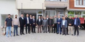 Ak Parti İl Başkanı Toto, Taşova’yı Ziyaret Etti
