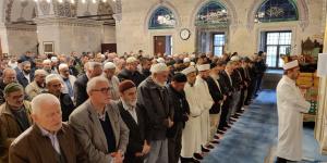 HAYATINI KAYBEDEN  FİLİSTİNLİLER İÇİN  GIYABİ CENAZE NAMAZI KILINDI