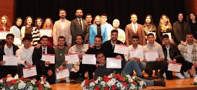 DÜNYA TIBBİ SEKRETERLER GÜNÜ AMASYA ÜNİVERSİTESİ SABUNCUOĞLU ŞEREFEDDİN DE KUTLANDI